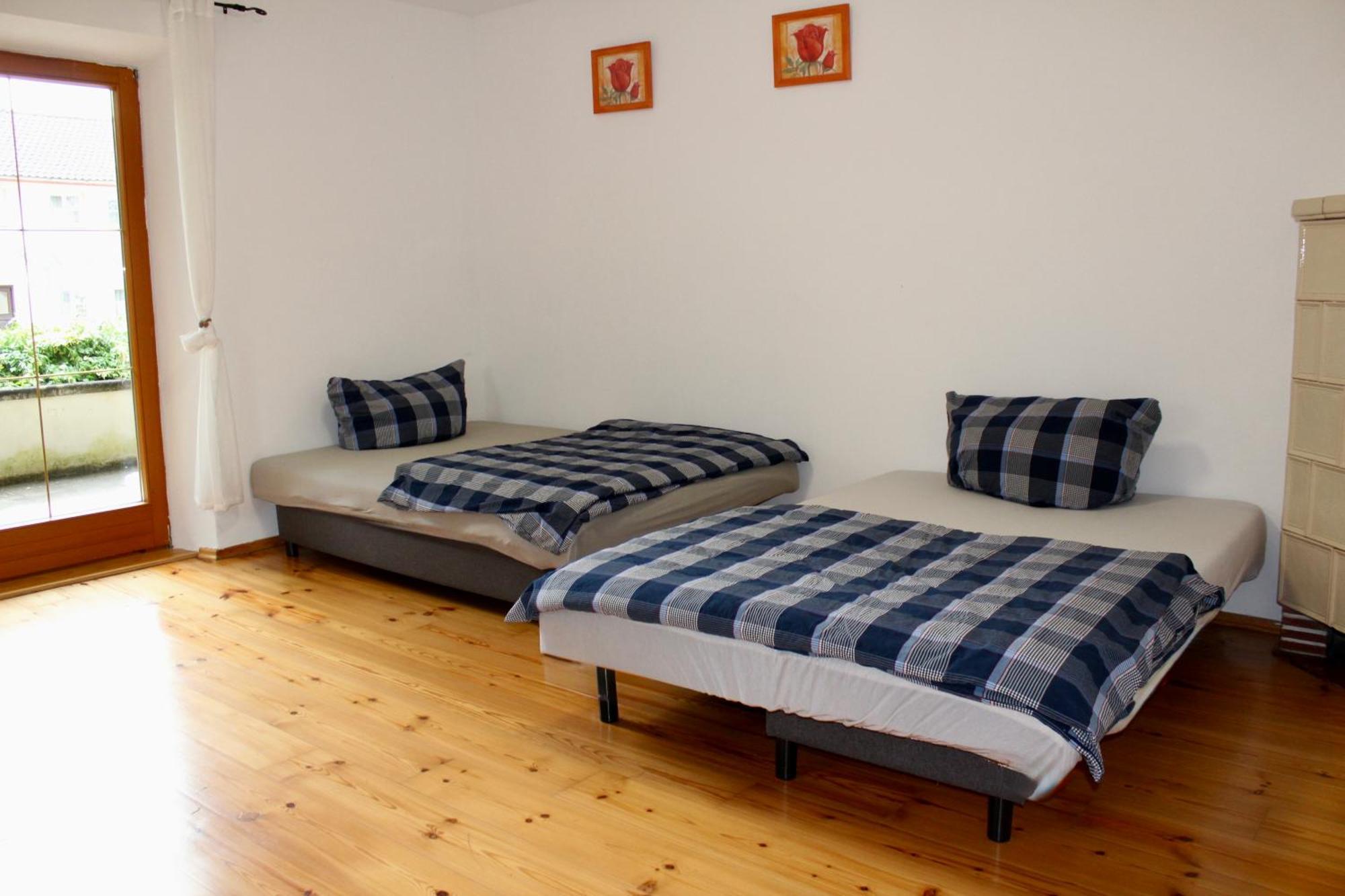 Ferienhaus Mit Garten Fuer Bis Zu 6 Personen Rosenheim Exterior foto